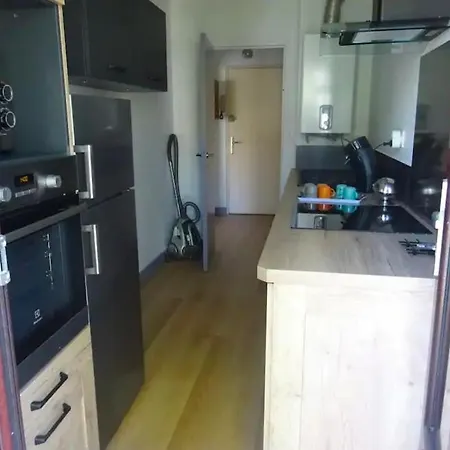 T2 Avec Place De Parking Apartmán *